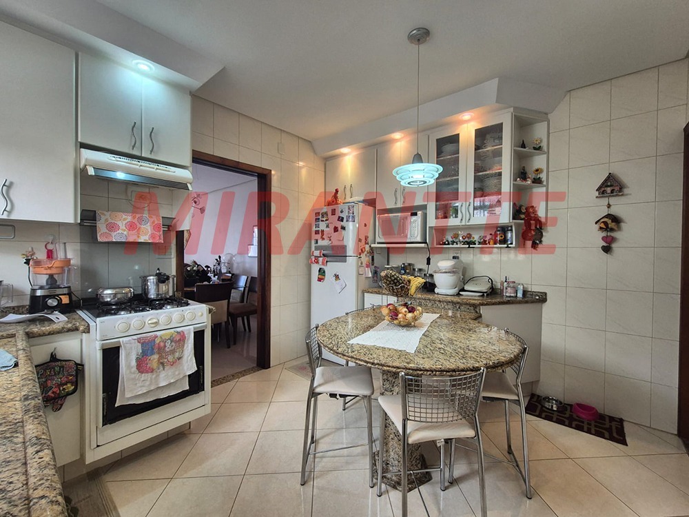Casa terrea de 128m² com 3 quartos em Jardim Virginia Bianca