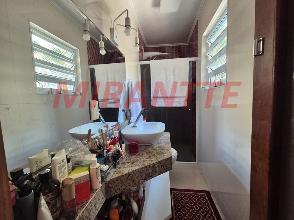 Casa terrea de 128m² com 3 quartos em Jardim Virginia Bianca