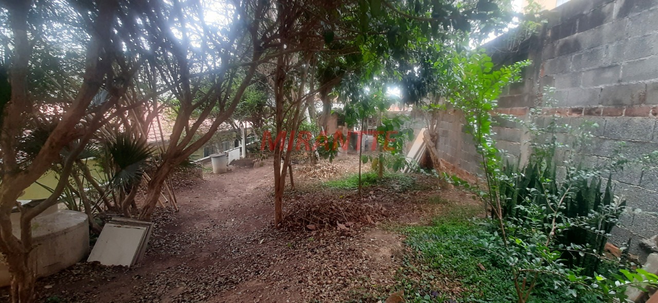 Terreno de 485m² em Vila Mazzei