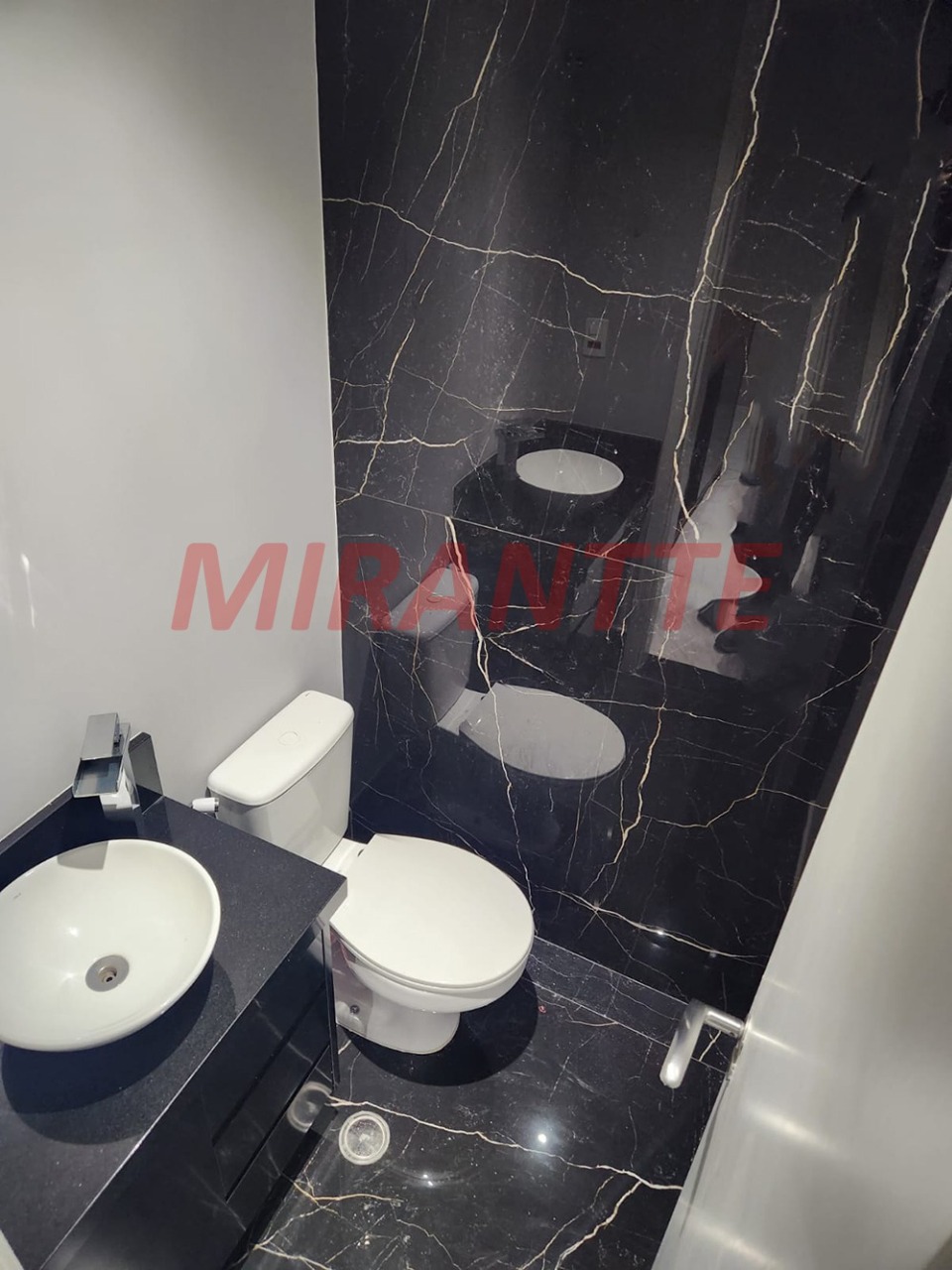 Comercial de 30m² em Santana
