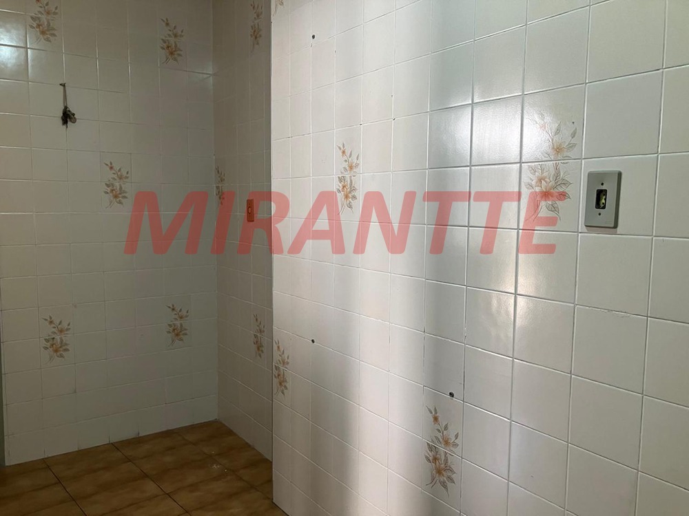 Sobrado de 102m² com 3 quartos em Chora Menino