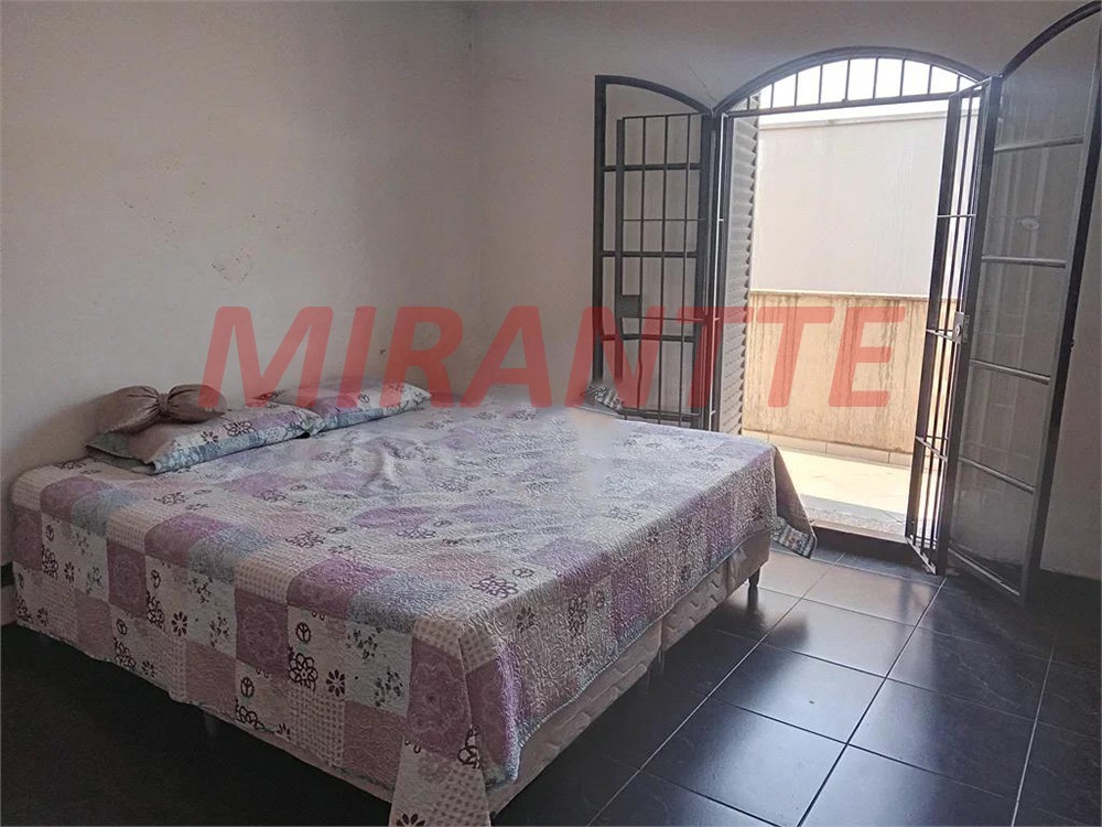 Sobrado de 400m² com 3 quartos em Santa Teresinha