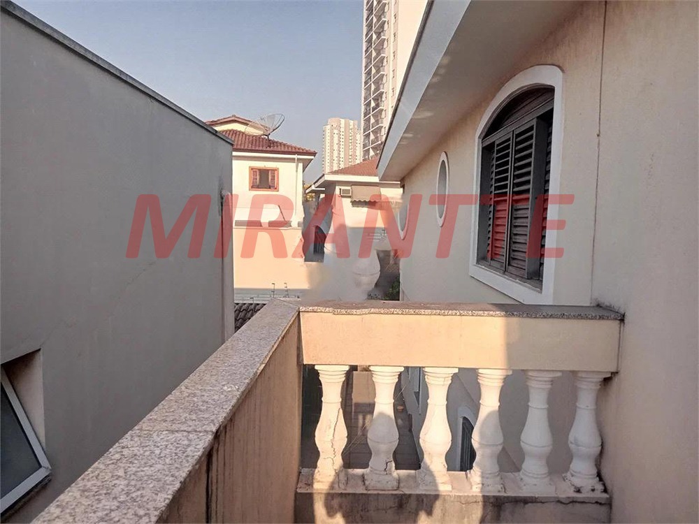 Sobrado de 400m² com 3 quartos em Santa Teresinha