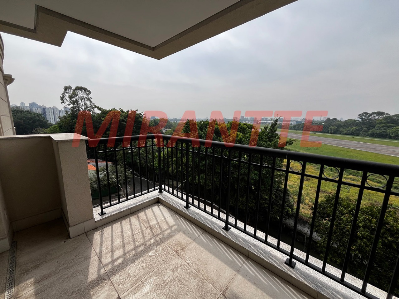 Apartamento de 123m² com 3 quartos em Santana