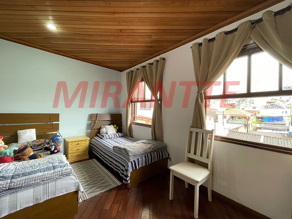 Casa terrea de 300m² com 8 quartos em Vila Mazzei
