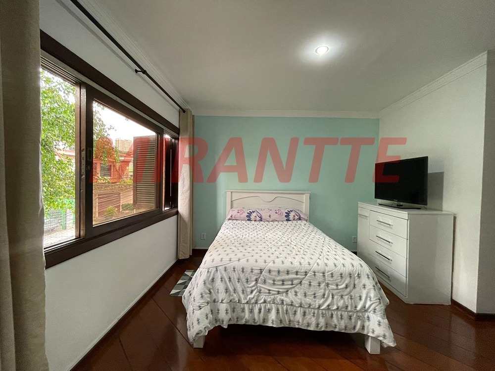 Casa terrea de 300m² com 8 quartos em Vila Mazzei