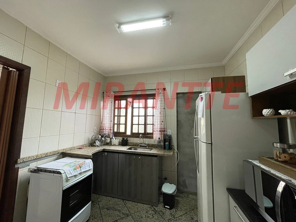 Casa terrea de 300m² com 8 quartos em Vila Mazzei