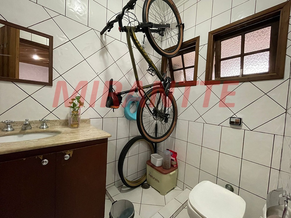 Casa terrea de 300m² com 8 quartos em Vila Mazzei
