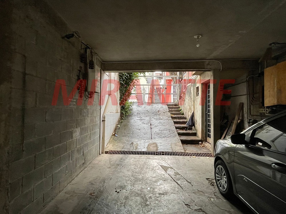 Casa terrea de 300m² com 8 quartos em Vila Mazzei
