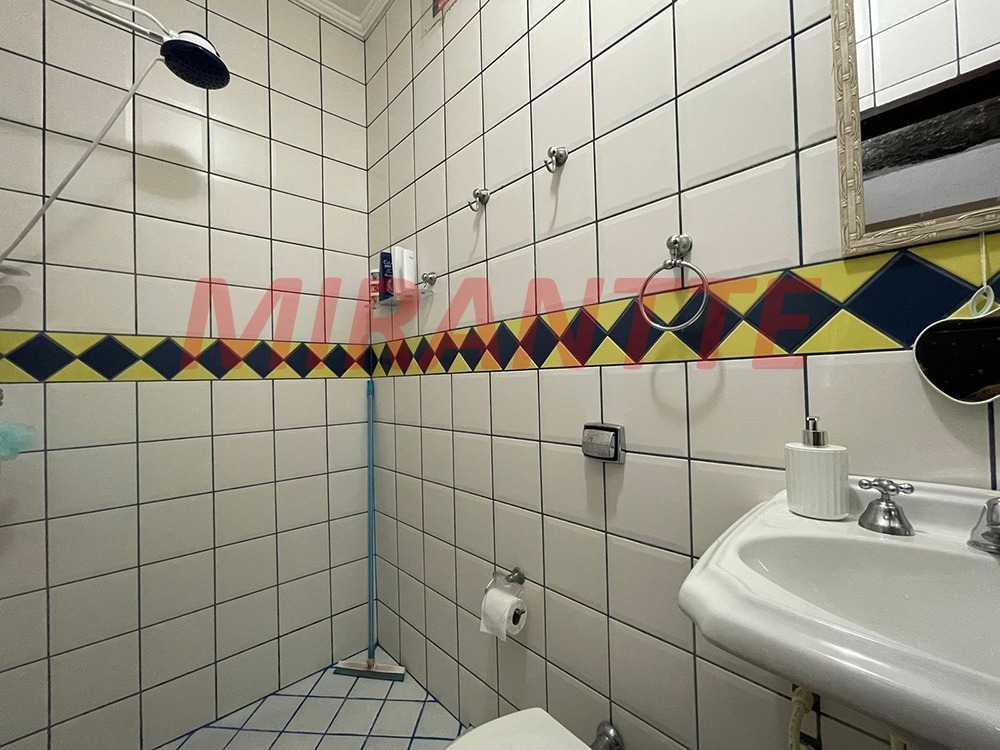 Casa terrea de 300m² com 8 quartos em Vila Mazzei