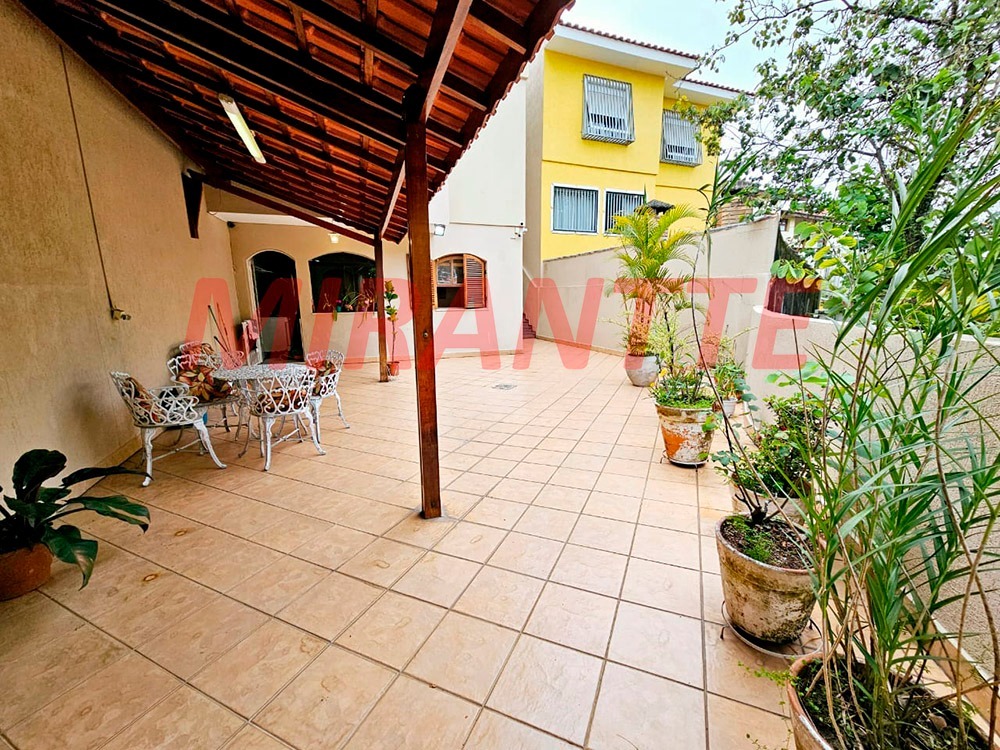 Sobrado de 267m² com 4 quartos em Tucuruvi
