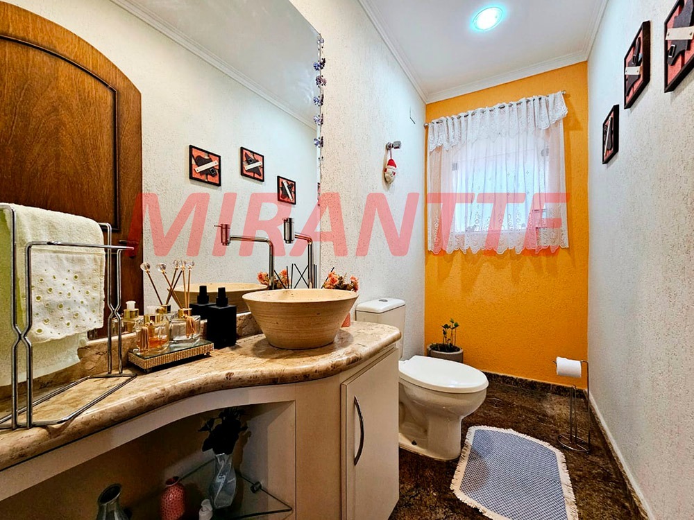 Sobrado de 267m² com 4 quartos em Tucuruvi