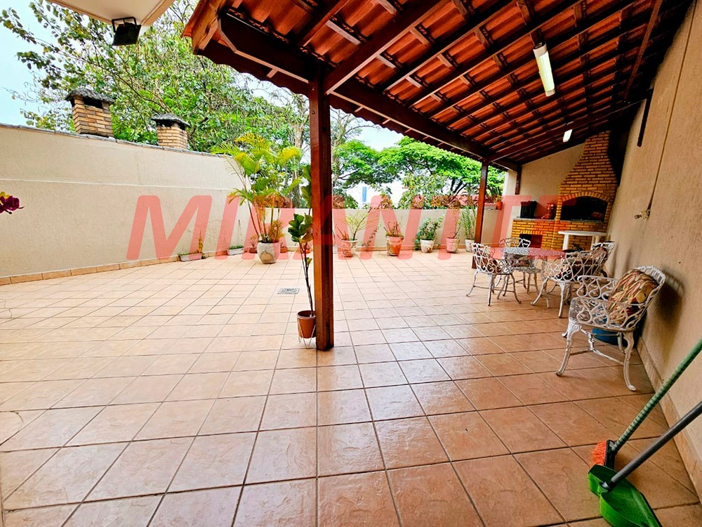 Sobrado de 267m² com 4 quartos em Tucuruvi