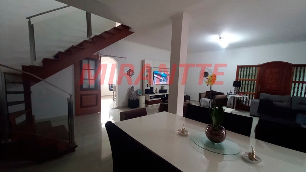 Sobrado de 320m² com 4 quartos em Vila Isolina Mazzei