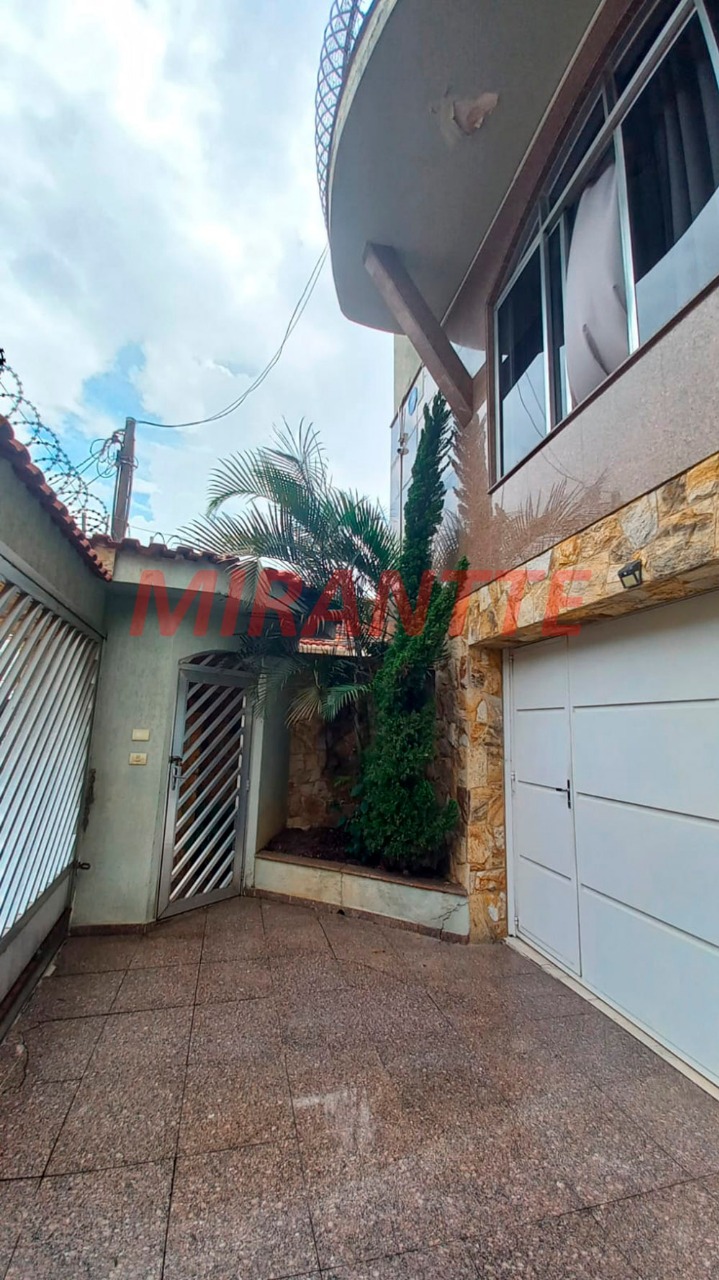 Sobrado de 320m² com 4 quartos em Vila Isolina Mazzei