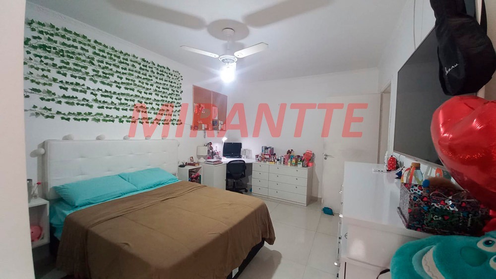 Sobrado de 320m² com 4 quartos em Vila Isolina Mazzei
