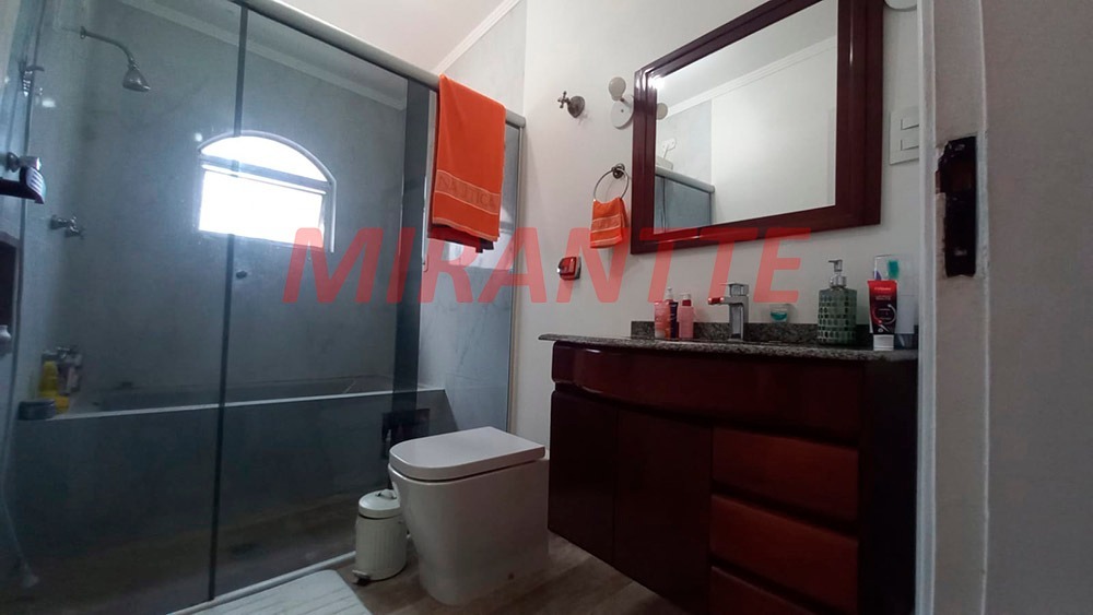 Sobrado de 320m² com 4 quartos em Vila Isolina Mazzei