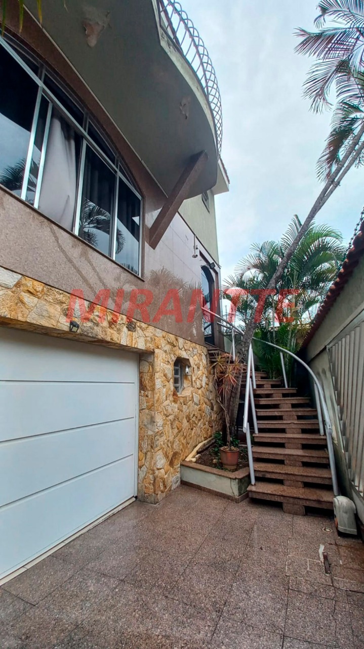 Sobrado de 320m² com 4 quartos em Vila Isolina Mazzei
