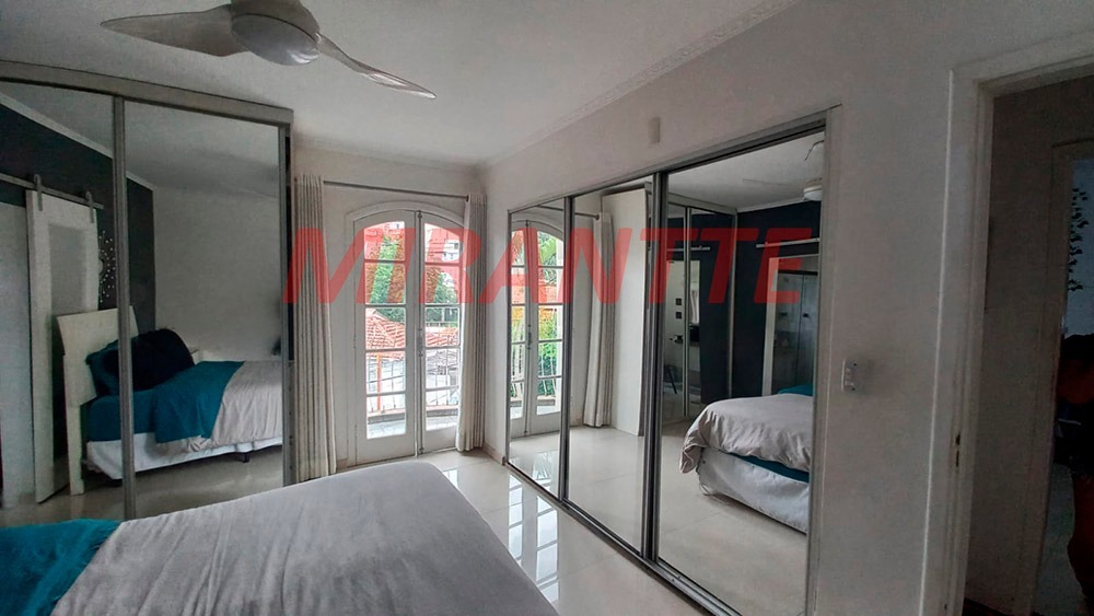 Sobrado de 320m² com 4 quartos em Vila Isolina Mazzei