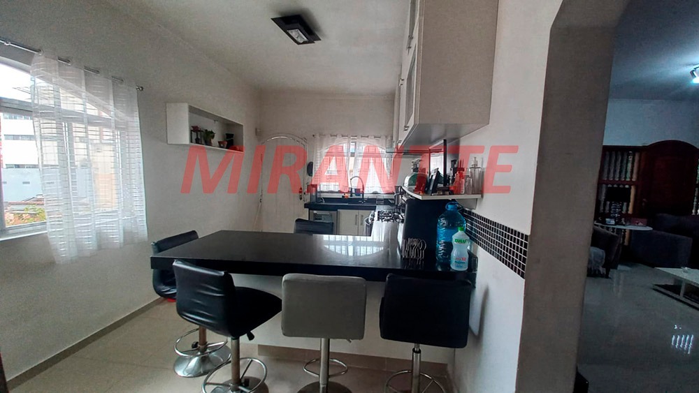 Sobrado de 320m² com 4 quartos em Vila Isolina Mazzei