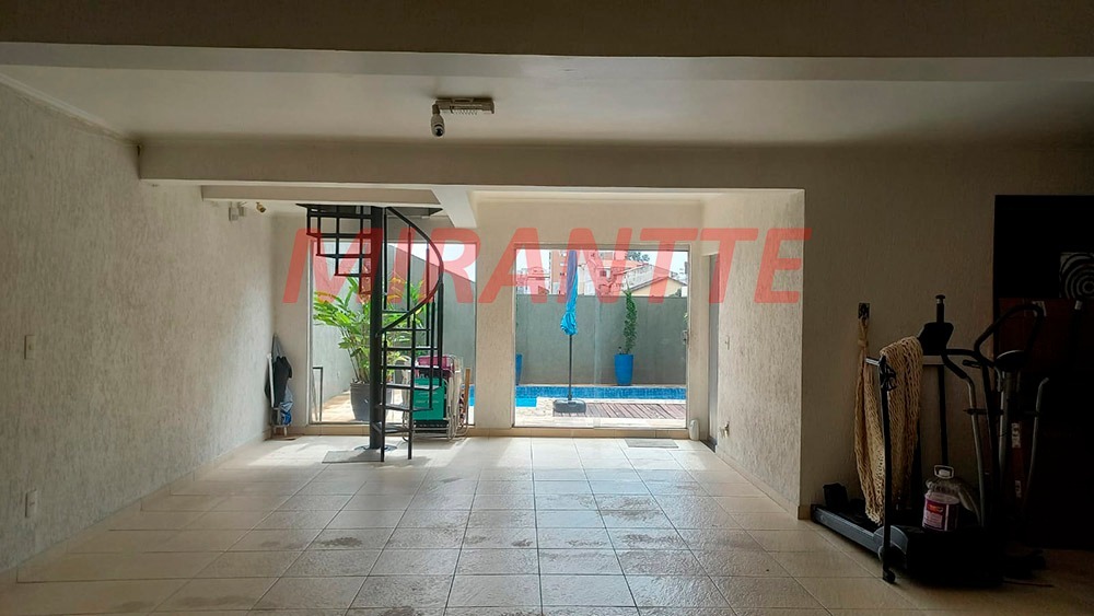 Sobrado de 320m² com 4 quartos em Vila Isolina Mazzei
