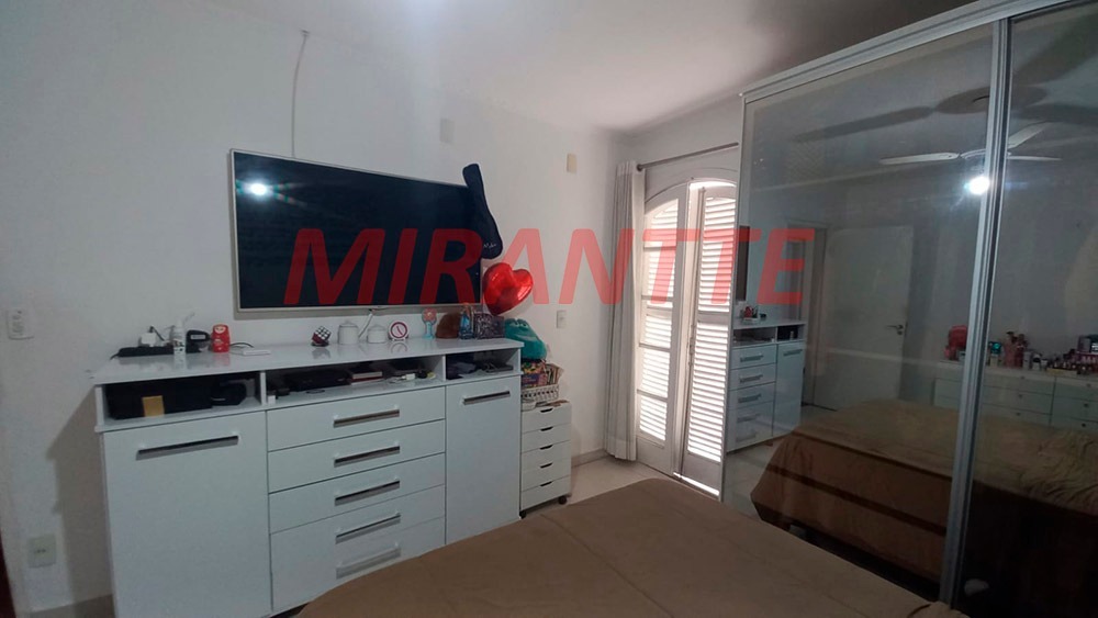 Sobrado de 320m² com 4 quartos em Vila Isolina Mazzei