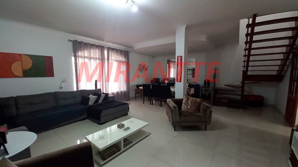 Sobrado de 320m² com 4 quartos em Vila Isolina Mazzei