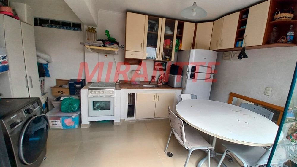 Sobrado de 320m² com 4 quartos em Vila Isolina Mazzei