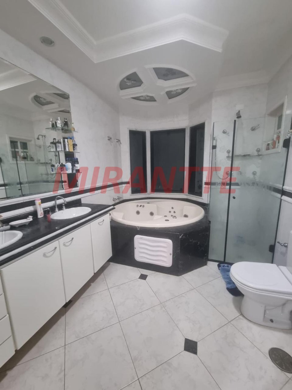 Casa terrea de 300m² com 3 quartos em Vila Santos