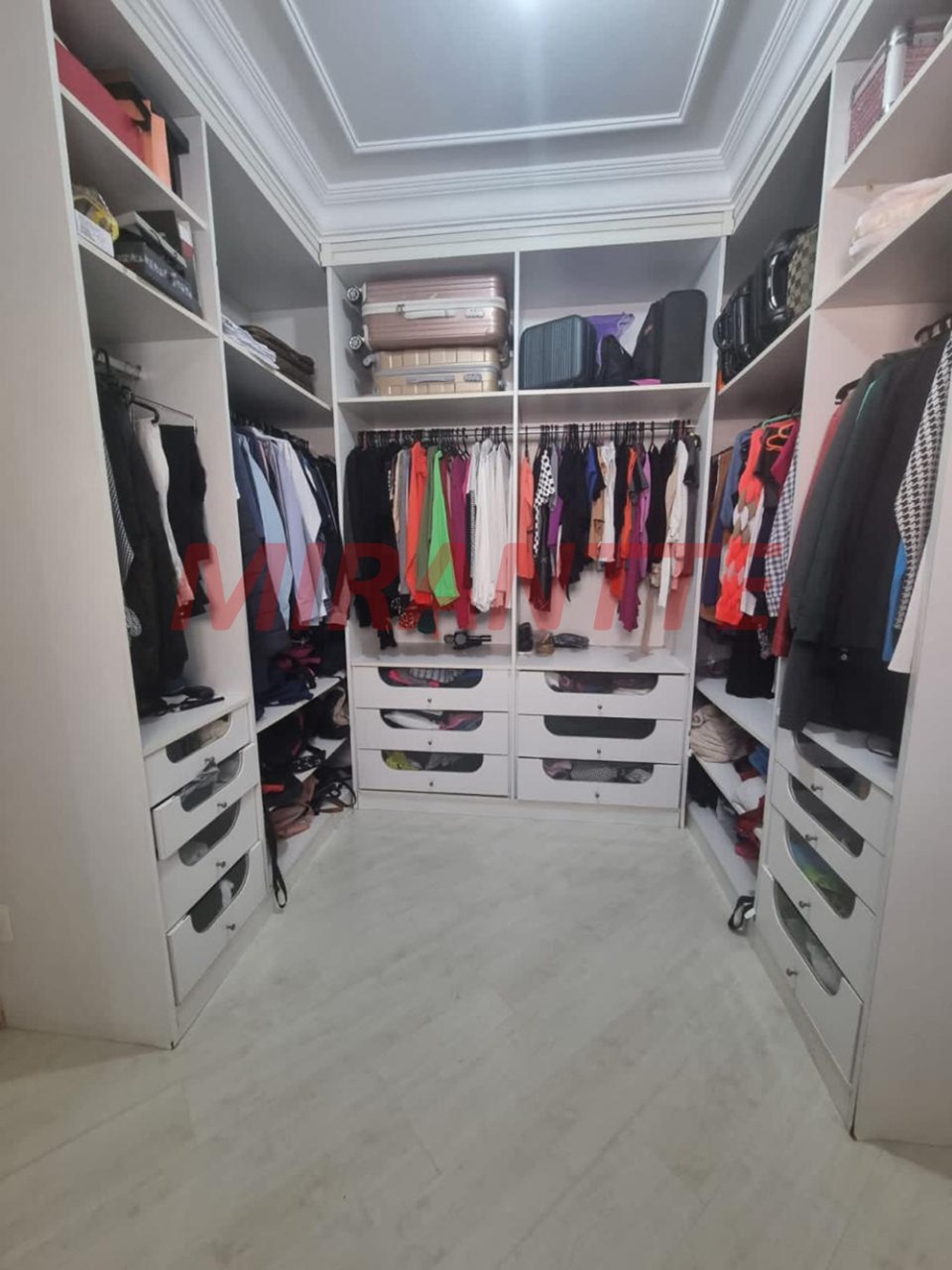 Casa terrea de 300m² com 3 quartos em Vila Santos