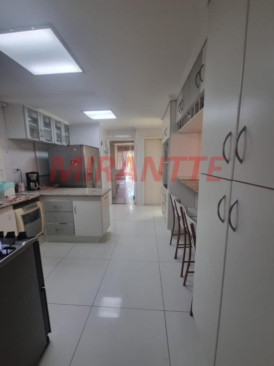 Casa terrea de 300m² com 3 quartos em Vila Santos