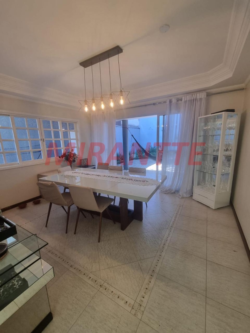 Casa terrea de 300m² com 3 quartos em Vila Santos