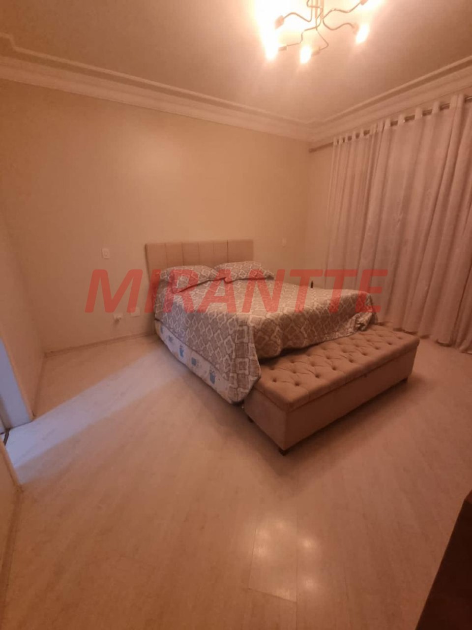 Casa terrea de 300m² com 3 quartos em Vila Santos