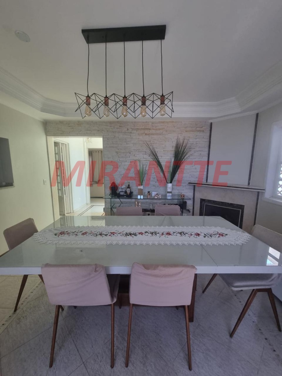 Casa terrea de 300m² com 3 quartos em Vila Santos