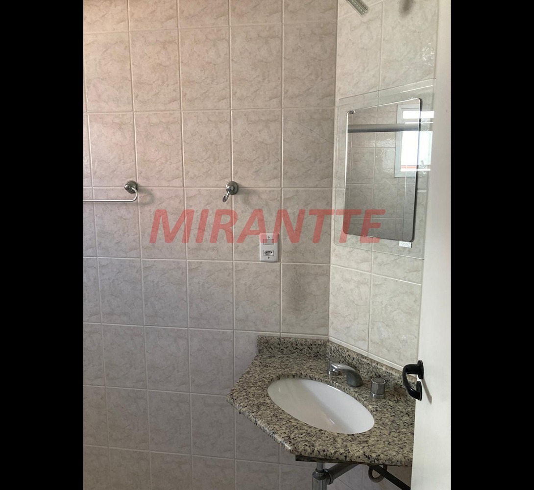 Apartamento de 60m² com 2 quartos em Parada Inglesa