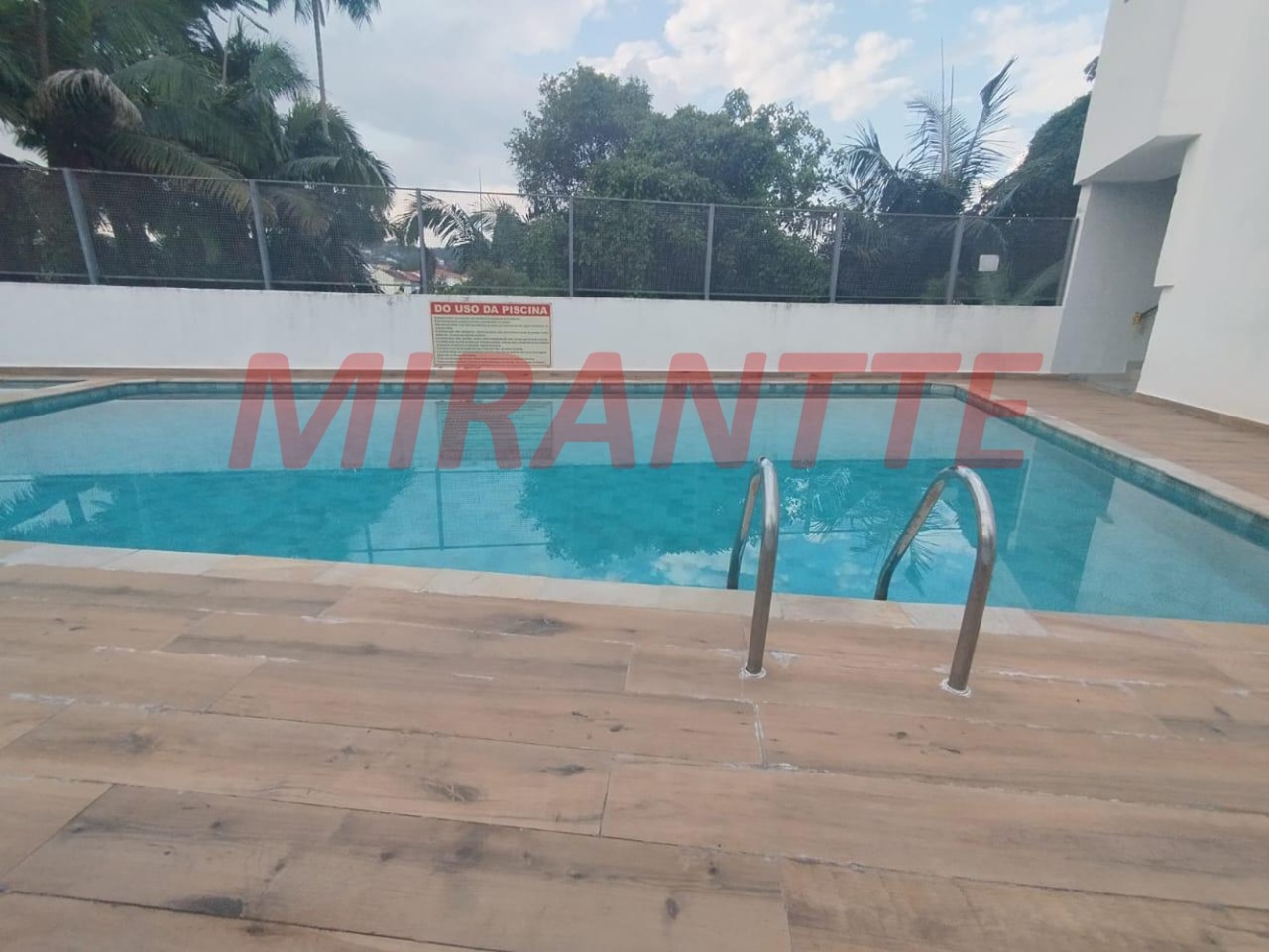 Cond. fechado de 90m² com 2 quartos em Jardim Leonor Mendes De Barros