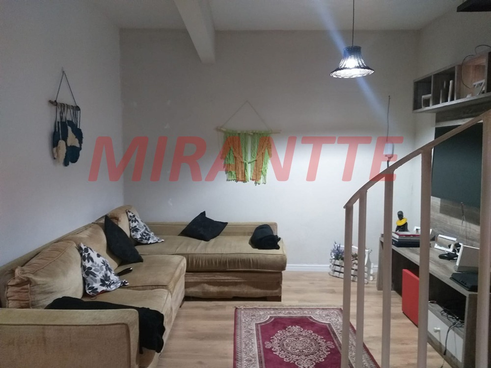 Sobrado de 121m² com 4 quartos em Vila Irmaos Arnoni