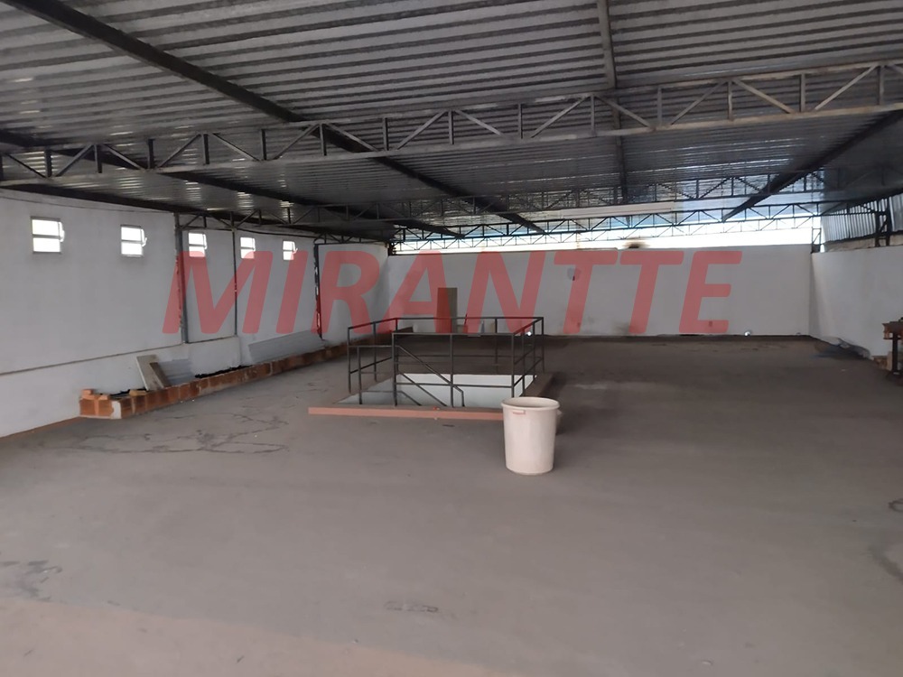 Comercial de 240m² em Tremembe