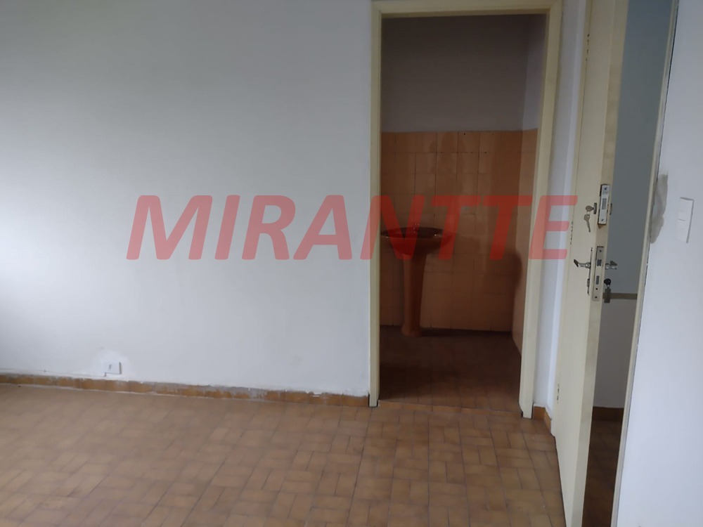 Comercial de 240m² em Tremembe