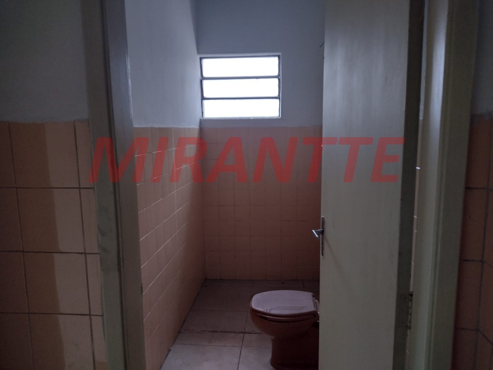 Comercial de 240m² em Tremembe