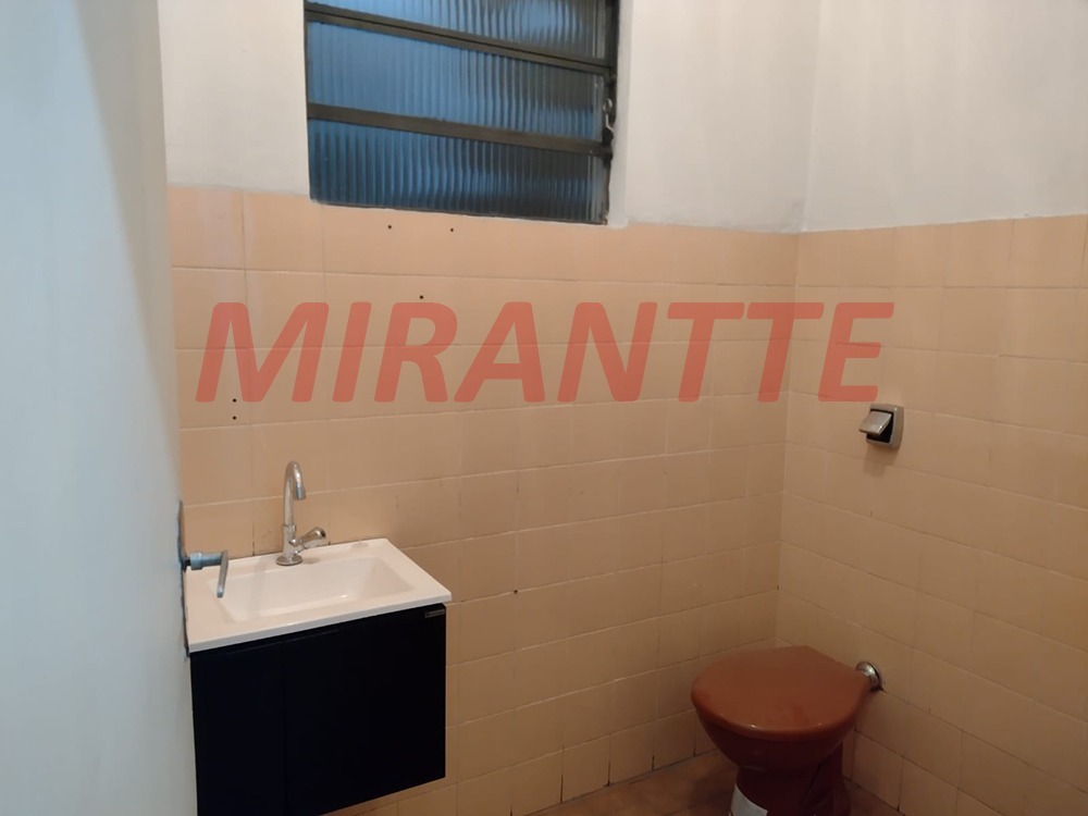 Comercial de 240m² em Tremembe