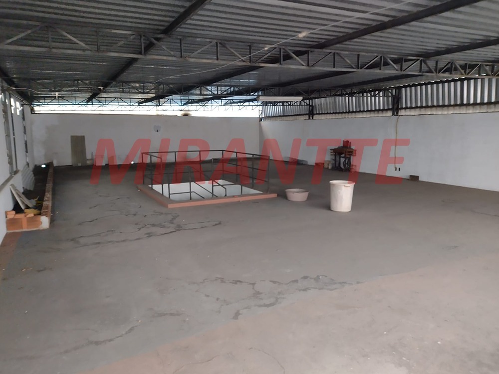 Comercial de 240m² em Tremembe