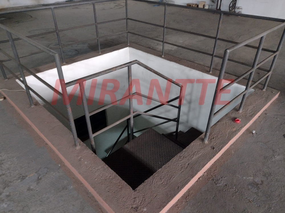 Comercial de 240m² em Tremembe