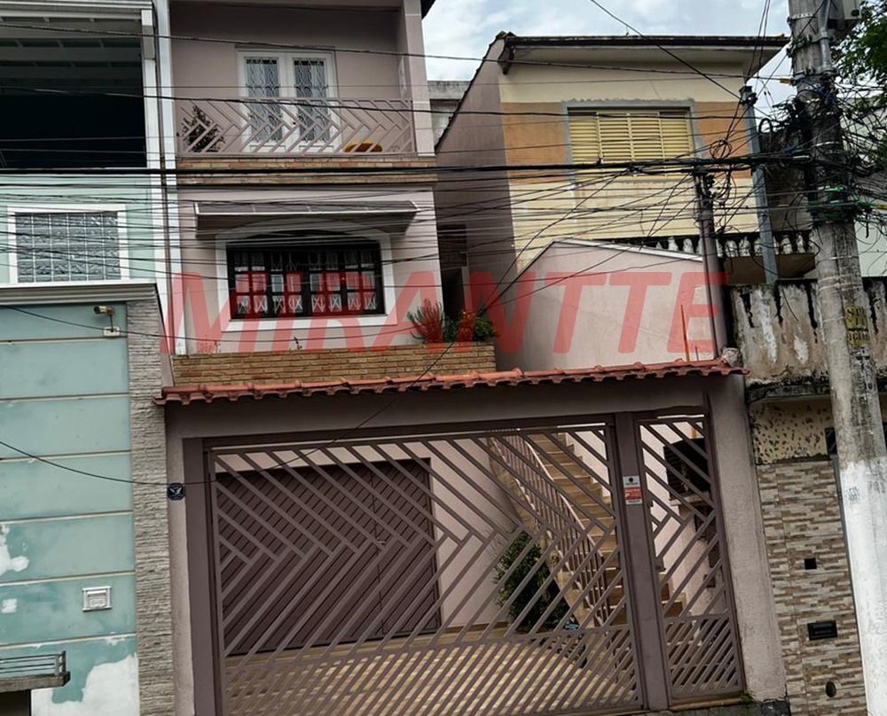 Sobrado de 172m² com 3 quartos em Chora Menino