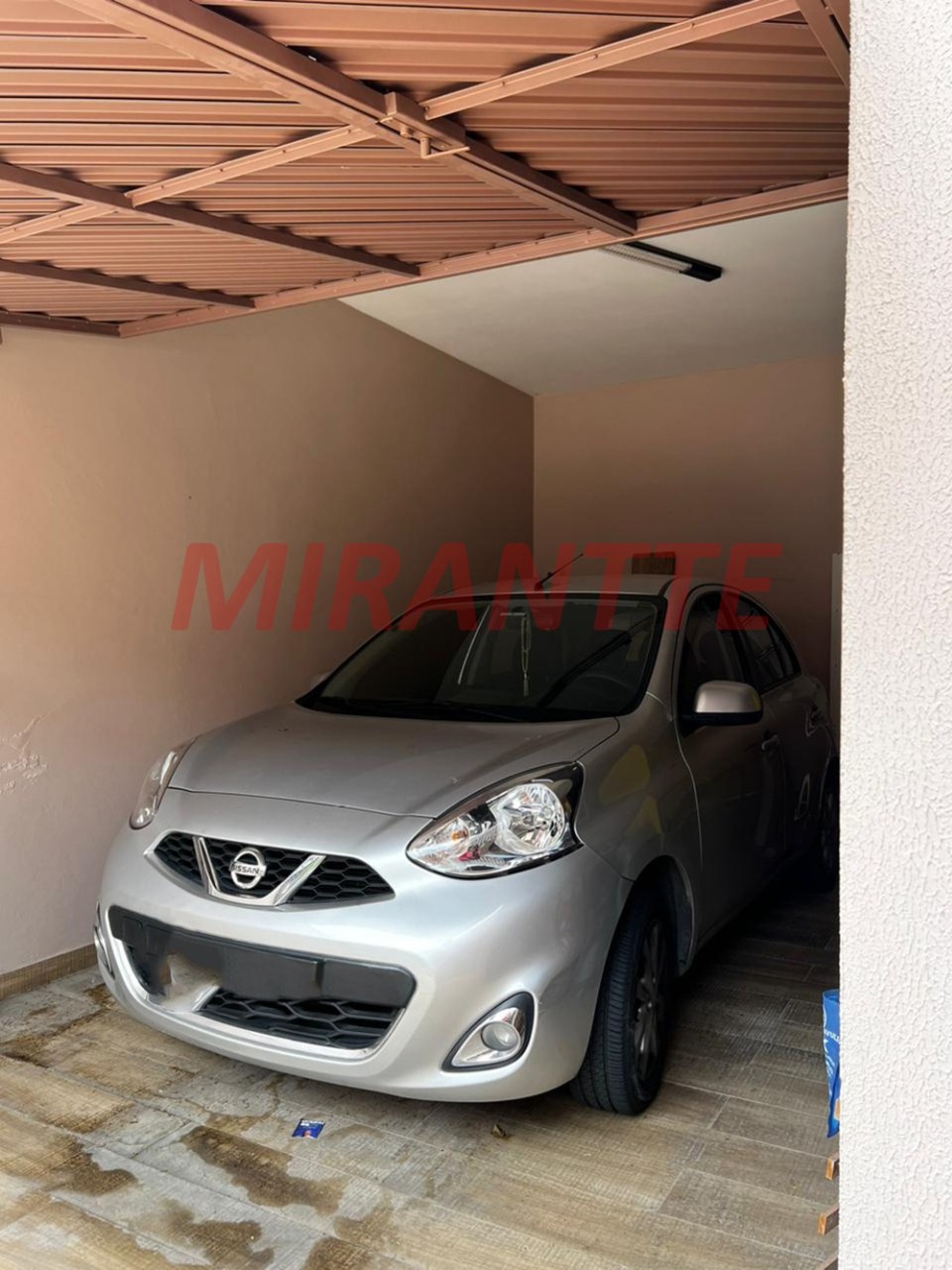 Sobrado de 172m² com 3 quartos em Chora Menino