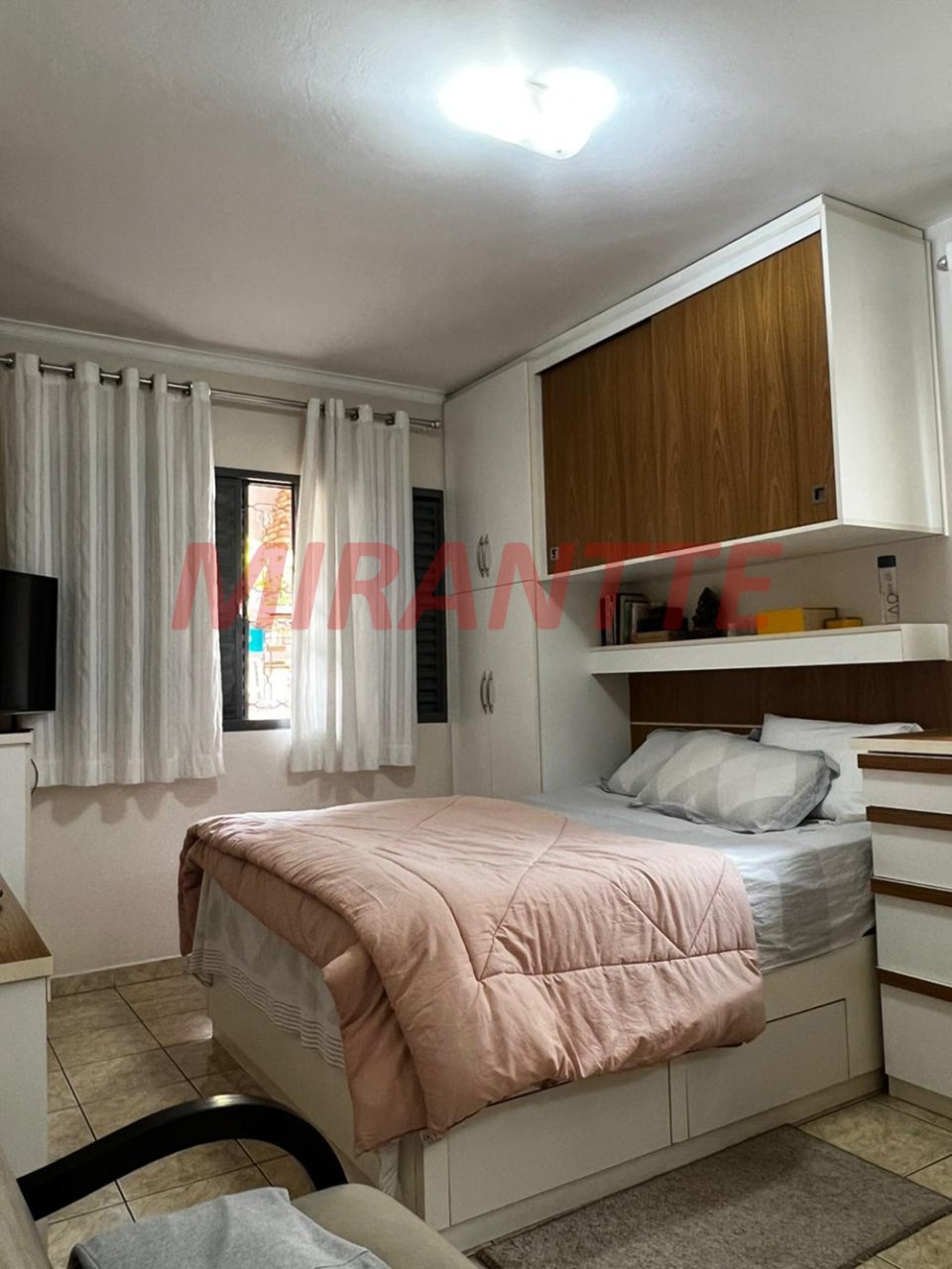 Sobrado de 172m² com 3 quartos em Chora Menino