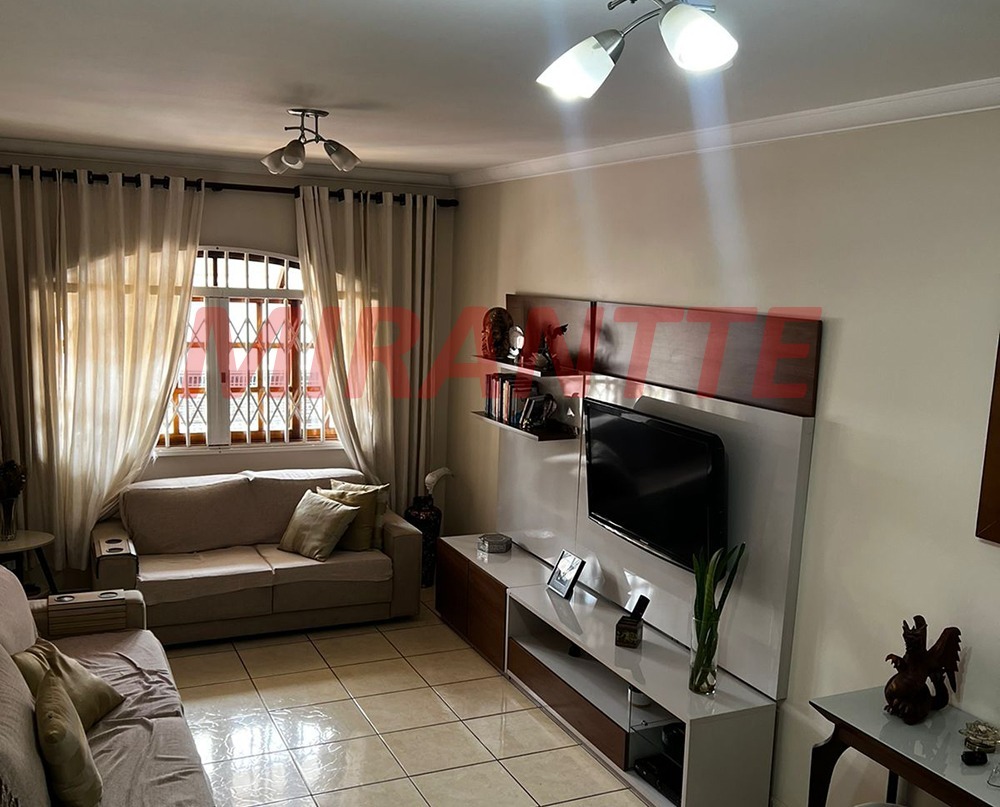 Sobrado de 172m² com 3 quartos em Chora Menino