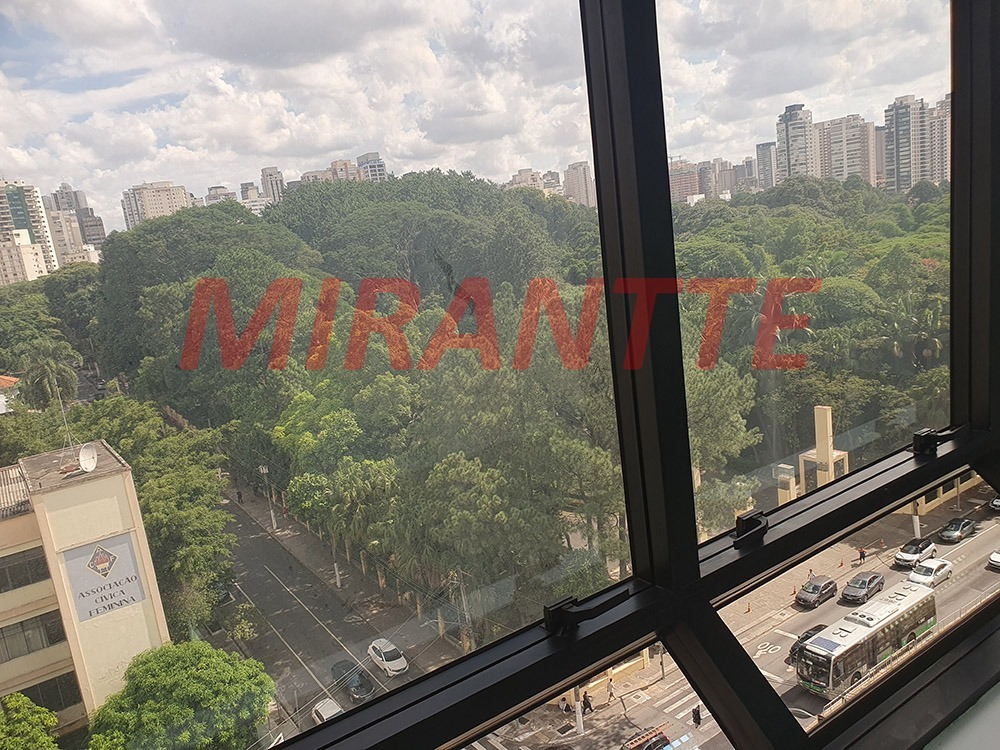 Conjunto comercial de 87m² em Centro
