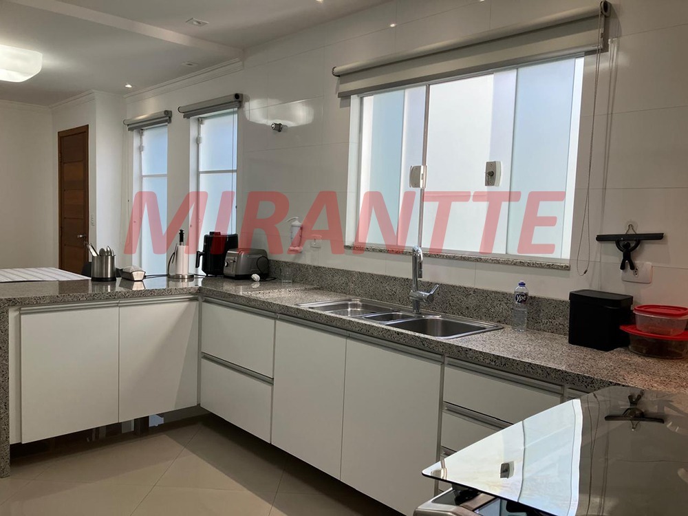 Sobrado de 184m² com 3 quartos em Jardim do Colégio (Zona Norte)
