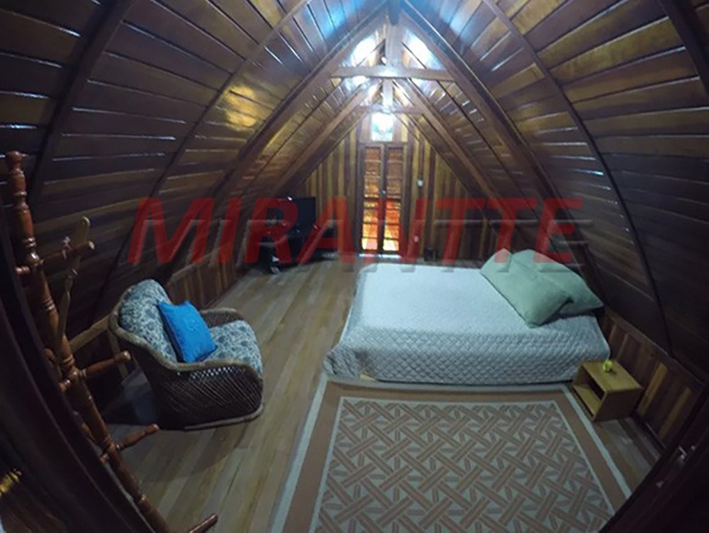 Comercial de 1793m² em Sítio Morro Grande